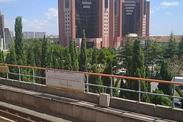 Dünya Ticaret Merkezi Metro İstasyonu - Ulaşım Hizmeti - İstanbul Tuzla