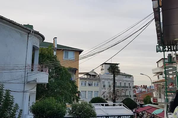 Sinek Cafe Bar - Kafe - İstanbul Bağcılar