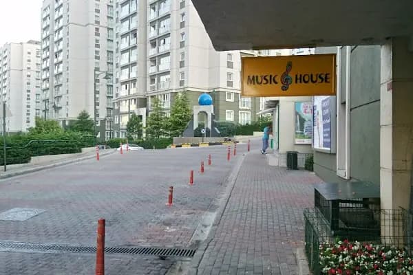 MUSIC HOUSE - Müzik Okulu - İstanbul Gaziosmanpaşa