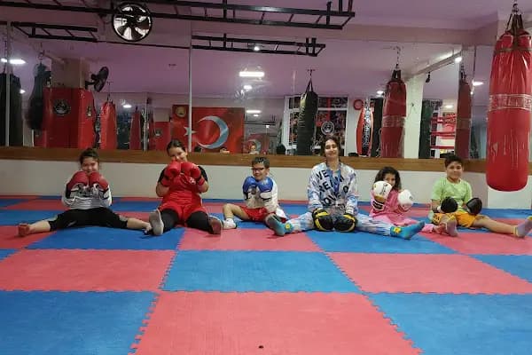 AYAZ ALİ SPOR AKADEMİSİ - Boks Kulübü - Adana Çukurova