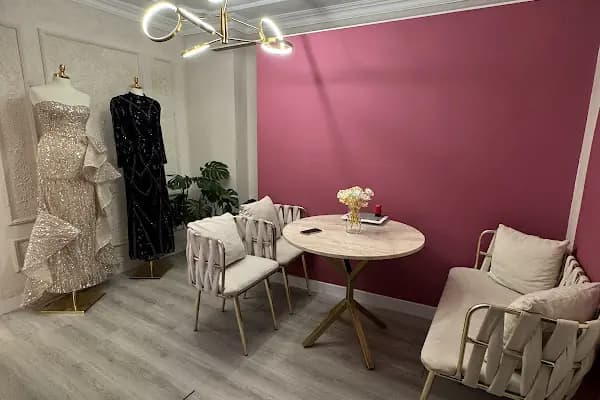 Dress Me Up - Giyim mağazası - Bursa İnegöl