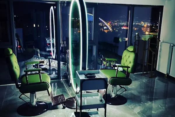 ÖMER KAYA HAIRDRESSER erkek - Berber Dükkanı - Manisa Yunusemre