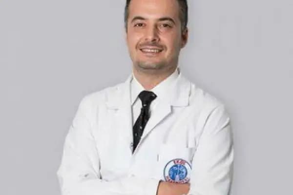 Uzm. Dr. Ferit Sarı - Dahiliye Uzmanı - İzmir Balçova