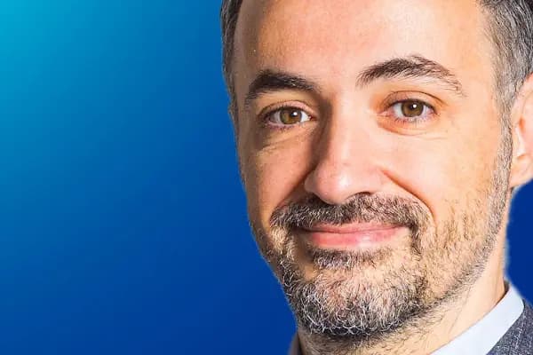 Op Dr Şener Küçük - Estetik Cerrah - İstanbul Bağcılar