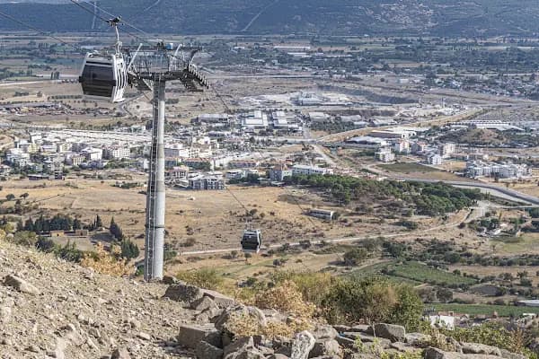 Akropol Yukarı Teleferik İstasyonu - Ulaşım Hizmeti - İzmir Bergama