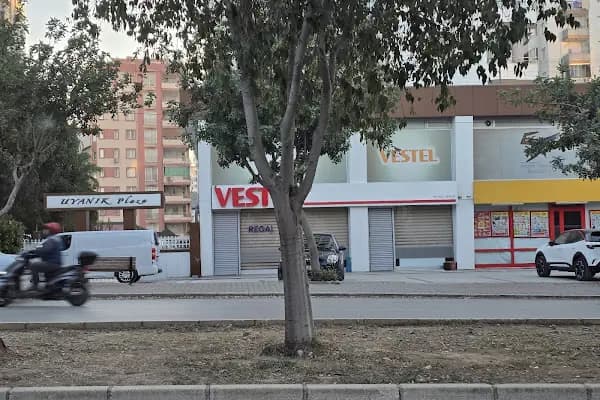 Uyanik Plaza - Alışveriş merkezi - Adana Çukurova