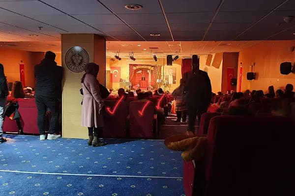 Buca Belediyesi Olimpik Yüzme Havuzu Konferans Salonu - Spor kompleksi - İzmir Buca