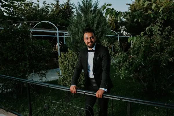 Dt. Fırat Karademir, Diş Hekimi - Diş Hekimi - İstanbul Avcılar