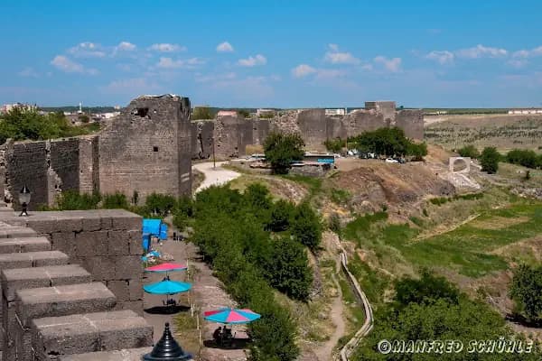 Keçi Burcu - Tarihi Yer - Diyarbakır Sur