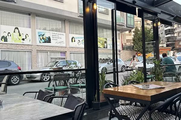 Winona Coffee House - Kahve dükkanı - İzmir Buca