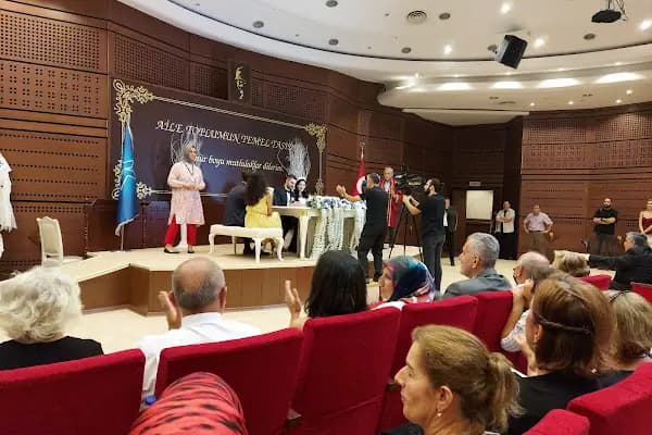 Küçükçekmece Nikah Sarayı - Düğün Salonu - İstanbul Küçükçekmece