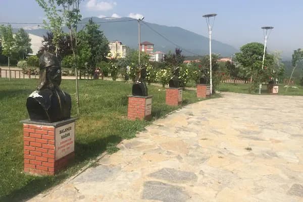 Yenice Belediyesi Gölet Dinlenme Tesisleri - Turistik Pansiyon - Bursa Yıldırım