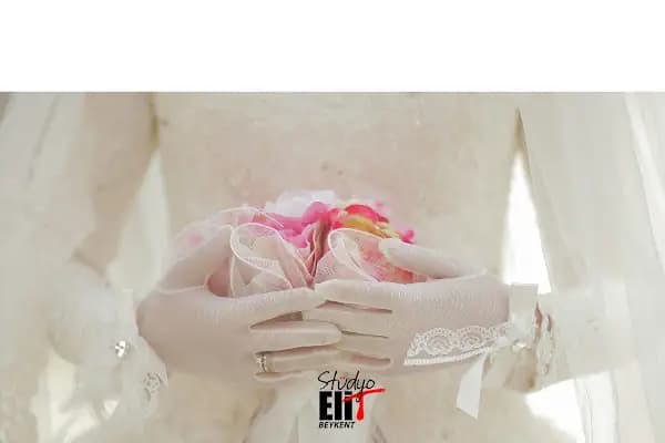 ELİT FOTOĞRAF - BİOMETRİK- KAMERA-ÜRÜN ÇEKİMİ - Fotoğraf Stüdyosu - İstanbul Küçükçekmece