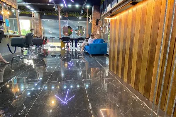 Nur VIP Güzellik Merkezi - Güzellik Salonu - İzmir Buca