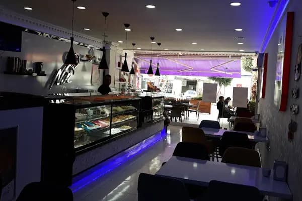 Nur Pastaneleri - Pastane - Antalya Aksu