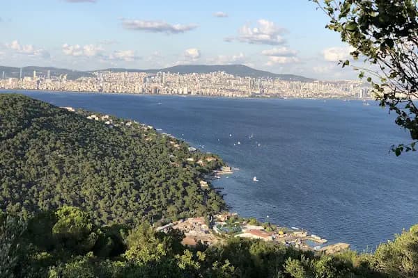 Aya Yorgi Rum Kilisesi - Rum Ortodoks Kilisesi - İstanbul Arnavutköy