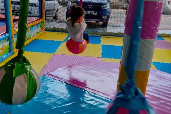 Acıpayam Gökkuşağı Oyun Parkı ve Atölyesi - Oyun Alanı - Denizli Pamukkale