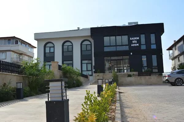 Sadem Üçler Ağız ve Diş Sağlığı Merkezi - Diş Kliniği - Denizli Merkezefendi