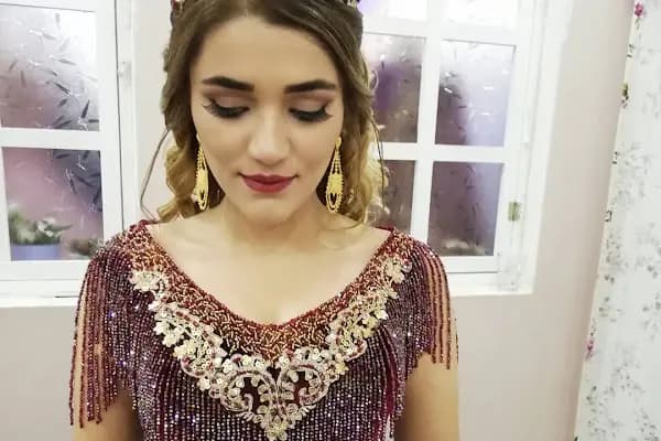 Bismil nazenin gelinlik - Kuaför - Diyarbakır Çınar