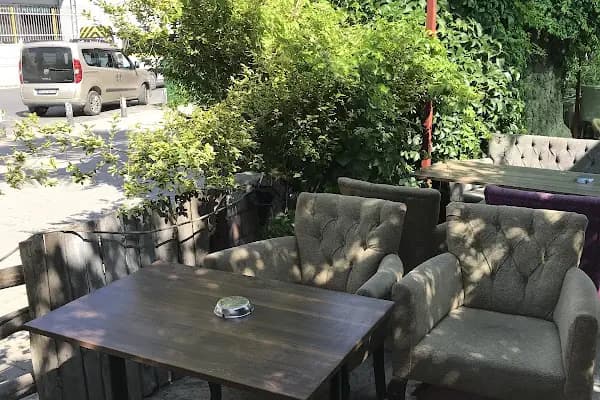 Şelale Cafe - Kafe - İzmir Bornova