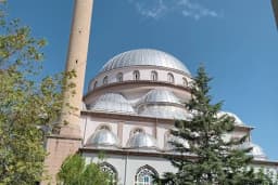 Karesi Cami