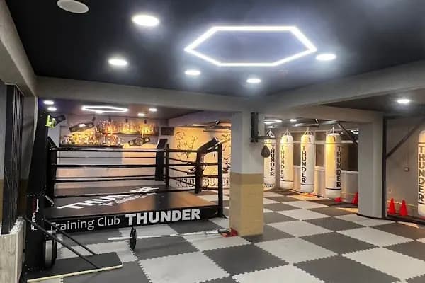 THUNDER TRAİNİNG CLUP - Spor salonu - İstanbul Çatalca