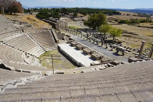Asklepieion Açık Hava Tiyatrosu - Tarihi Yer - İzmir Bergama