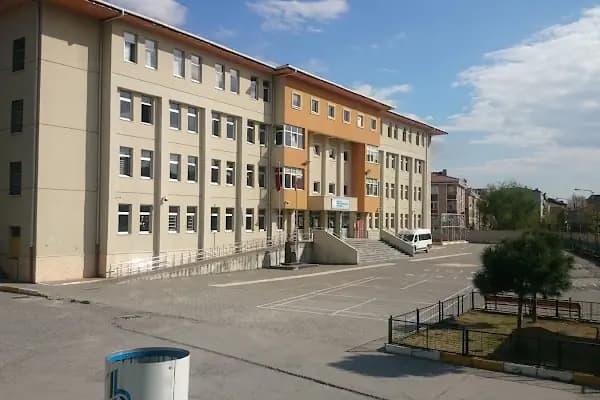 Kadir Kuş İmamhatip Ortaokulu - Okul - İstanbul Bağcılar
