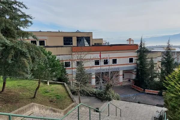Kocaeli Üniversitesi Eğitim Fakültesi - Üniversite - Kocaeli İzmit