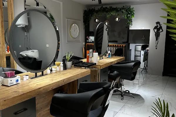 Büyülü Ayna Studio Coiffeur - Kuaför - Antalya Döşemealtı