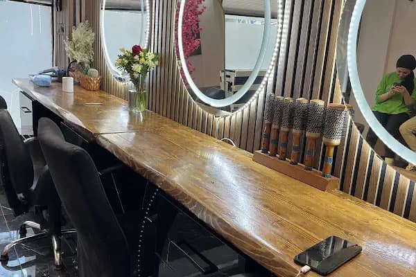 Yön Kuaför Salonu &amp; Moda Evi - Kuaför - Kahramanmaraş Afşin