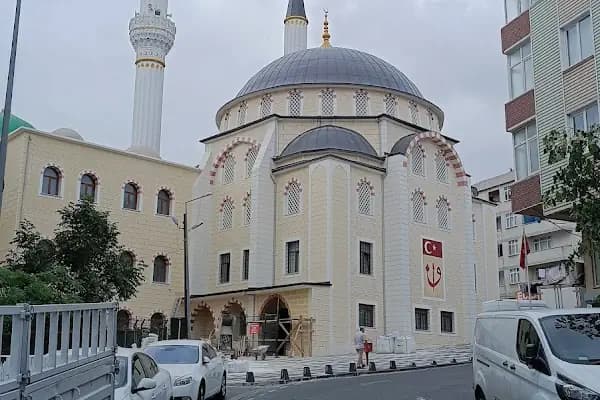 100. Yıl Merkez Camii - Cami - İstanbul Bağcılar