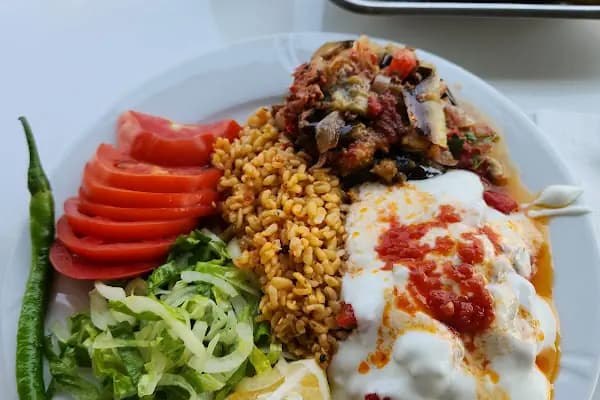 Lokanta Engin - Türk restoranı - İzmir Bayraklı