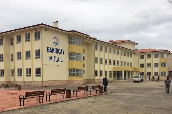 Bergama Bakırçay Mesleki ve Teknik Anadolu Lisesi - Eğitim Kurumu - İzmir Bergama