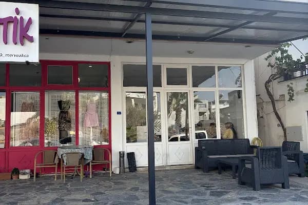 Dr:Türkhan Ertürk - Doktor - Muğla Akçaalan Mahallesi