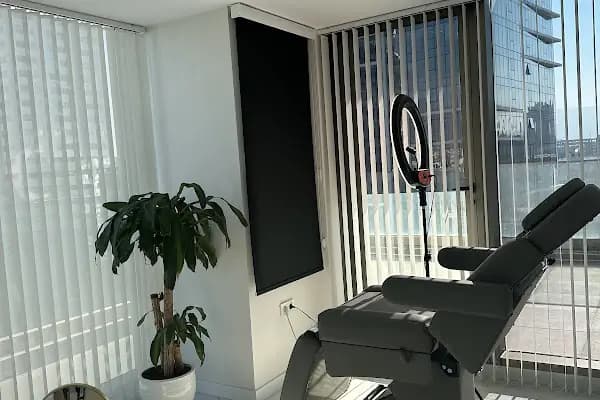 Dr Çağlar İmançer Muayenehanesi - Doktor - İzmir Konak