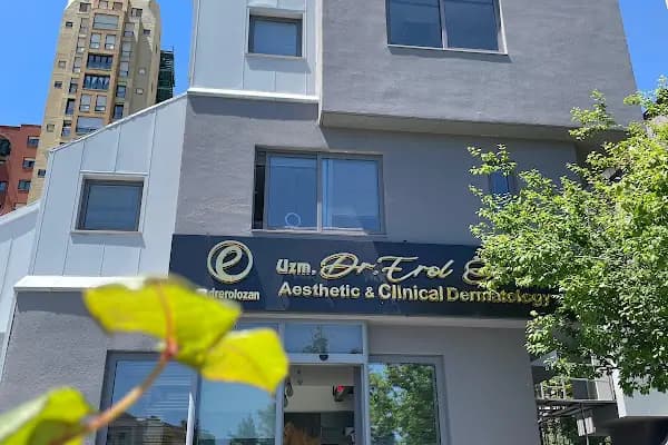 Uzm. Dr. Erol Özan Dermatoloji (Fraksiyonel Lazer | Botox | Dövme Silme | Dysport | Burun, Dudak, Göz Altı Işık Dolgusu) - Dermatolog - İstanbul Başakşehir