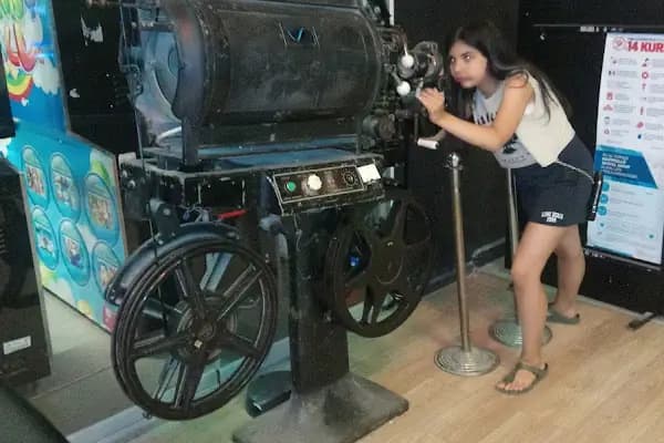 Milas Cinepomelon - Sinema Salonu - Muğla Bodrum