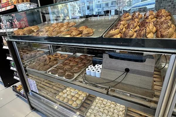 Arkadaş Ekmek Pastane Unlu Mamuller - Fırın - Ankara Mamak