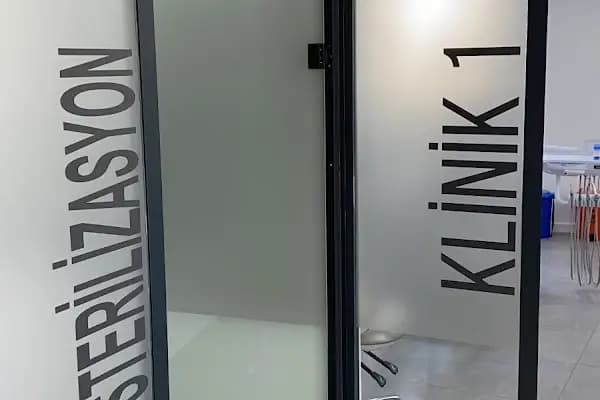 Polidea Ağız ve Diş Sağlığı Polikliniği - Diş Kliniği - İzmir Karabağlar
