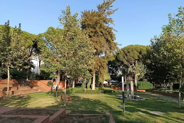 Bayındır Belediye Parkı - Park - İzmir Bayındır