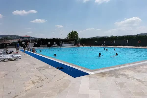 Susurluk belediyesi yüzme havuzu - Spor salonu - Balıkesir Susurluk