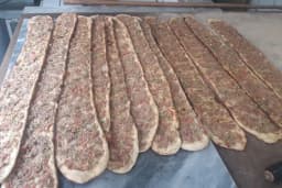 Üstün Etli Pide