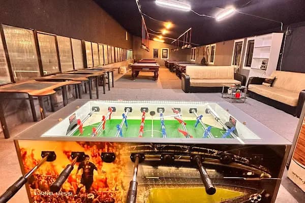 Rastgele Billiard Club Karkent - Bilardo salonu - Konya Karatay
