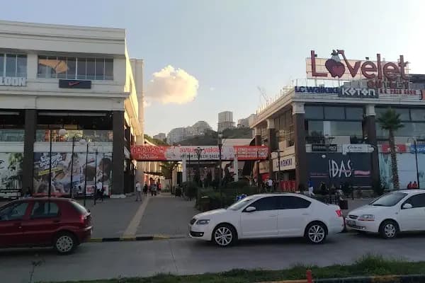 Lovelet Outlet Alışveriş Merkezi - Outlet Alışveriş Merkezi - Samsun Çarşamba
