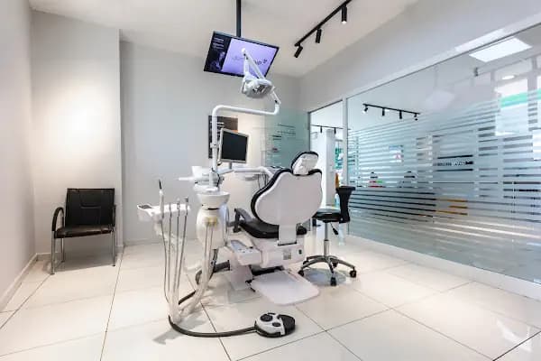 Dentgroup Yenibosna - Diş Kliniği - İstanbul Bahçelievler