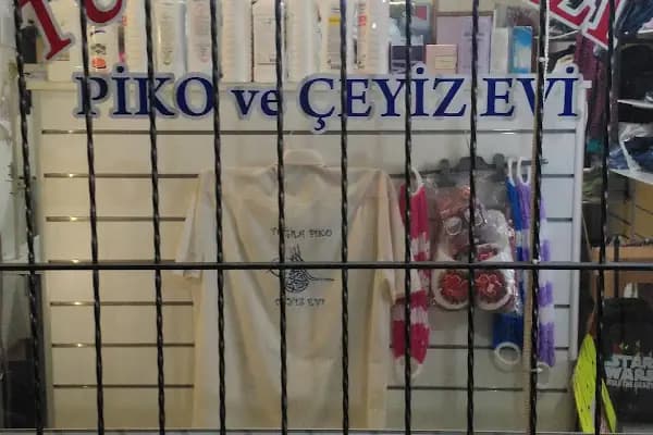 Tuğra Terzi ve Piko Çeyiz Evi - Terzi - İzmir Buca