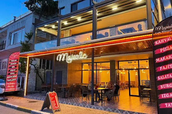 Majestic Restaurant Avcilar - Restoran - İstanbul Avcılar