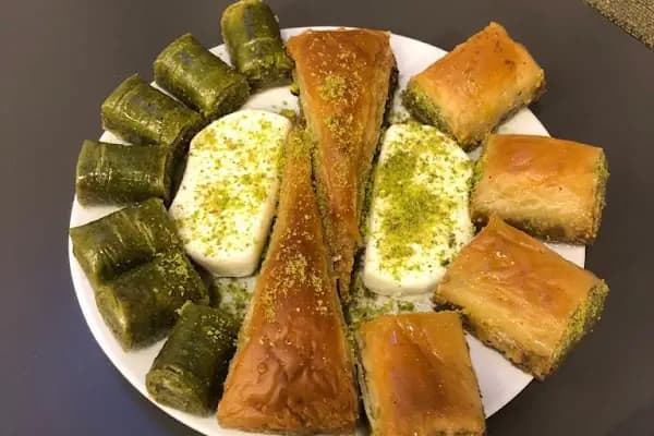 Gaziantepli Haci İbrahim Usta Baklava ( Otogar ) - Tatlı Dükkanı - Konya Selçuklu