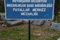 Payallar Merkez mezarlığı